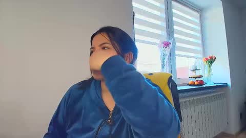 Amazing SALOME online show from 04-10-26, 07:46