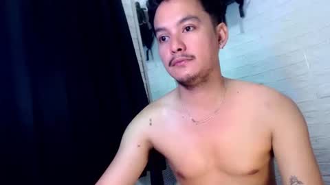 Snapshot of tempting_jon chatting on 11-06-25, 03:07 tempting_jon online show from 11-06-25, 03:07