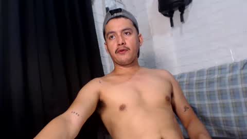 Snapshot of tempting_jon chatting on 11-19-25, 07:08 tempting_jon online show from 11-19-25, 07:08