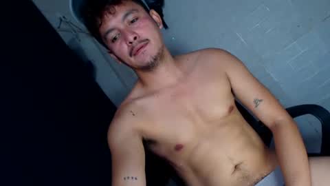 Snapshot of tempting_jon chatting on 02-05-26, 06:29 tempting_jon online show from 02-05-26, 06:29