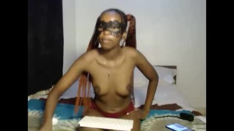 Snapshot of tempting_vibe chatting on 05-27-26, 07:11 tempting_vibe online show from 05-27-26, 07:11
