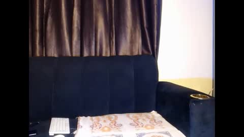 Snapshot of tempting_vibe chatting on 06-06-26, 05:06 tempting_vibe online show from 06-06-26, 05:06