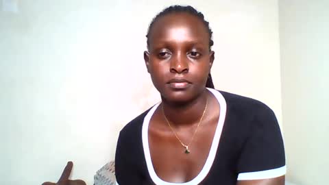 Snapshot of temptress69_tori chatting on 06-21-26, 01:30 Tori online show from 06-21-26, 01:30