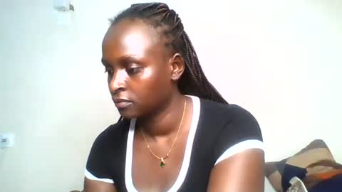 Snapshot of temptress69_tori chatting on 06-25-26, 08:52 Tori online show from 06-25-26, 08:52