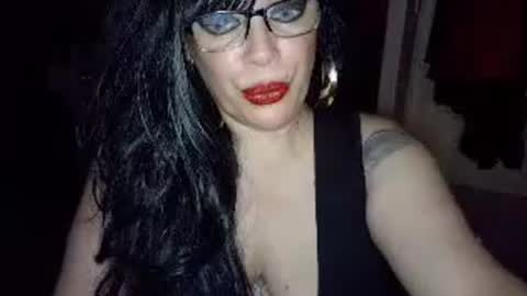 Snapshot of temptresscrystalia chatting on 06-30-26, 05:58 talia i m french girl online show from 06-30-26, 05:58