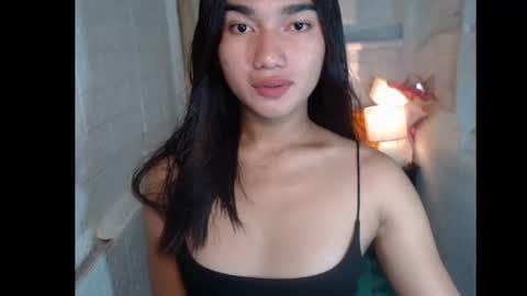 Snapshot of temtaionoflust chatting on 04-29-26, 10:52 TransGoddessZhandria online show from 04-29-26, 10:52