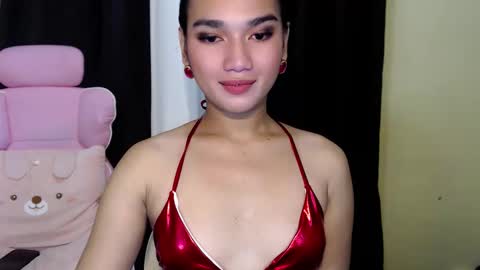 Snapshot of temtaionoflust chatting on 05-16-26, 04:31 TransGoddessZhandria online show from 05-16-26, 04:31
