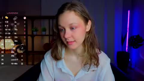 Snapshot of tender__beauty chatting on 06-17-26, 06:31 Hey Im Aneta online show from 06-17-26, 06:31