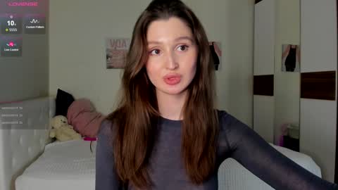 Snapshot of tender_babyy chatting on 12-14-24, 05:25 Sexy girl Li online show from 12-14-24, 05:25