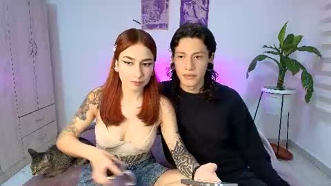 tender_dust online show from 07-12-26, 04:25