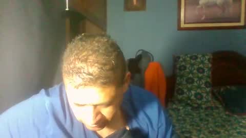 Snapshot of tender_eldelatienda chatting on 12-24-24, 12:44 Fabio Canavaro online show from 12-24-24, 12:44