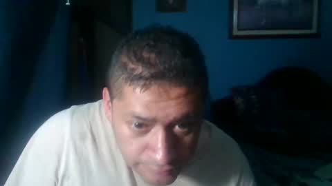 Snapshot of tender_eldelatienda chatting on 12-27-24, 01:32 Fabio Canavaro online show from 12-27-24, 01:32