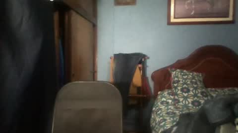 Snapshot of tender_eldelatienda chatting on 12-31-24, 04:27 Fabio Canavaro online show from 12-31-24, 04:27