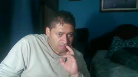 Snapshot of tender_eldelatienda chatting on 01-07-25, 11:24 Fabio Canavaro online show from 01-07-25, 11:24