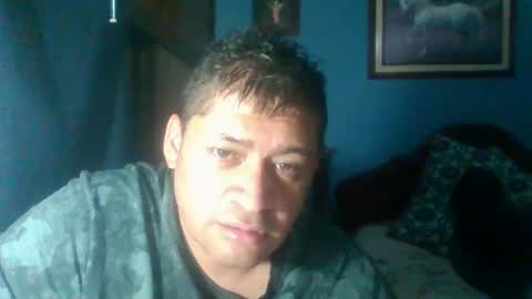 Snapshot of tender_eldelatienda chatting on 01-14-25, 01:15 Fabio Canavaro online show from 01-14-25, 01:15