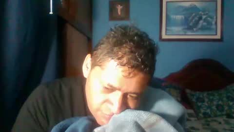 Snapshot of tender_eldelatienda chatting on 03-01-25, 02:26 Fabio Canavaro online show from 03-01-25, 02:26