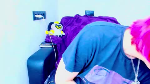 Kira online show from 10-05-25, 04:00