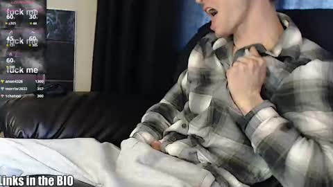 Snapshot of teninchty chatting on 03-03-25, 07:17 Ty online show from 03-03-25, 07:17