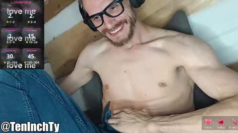 Snapshot of teninchty chatting on 09-13-25, 02:11 Ty online show from 09-13-25, 02:11