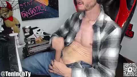 Snapshot of teninchty chatting on 10-29-25, 05:14 Ty online show from 10-29-25, 05:14