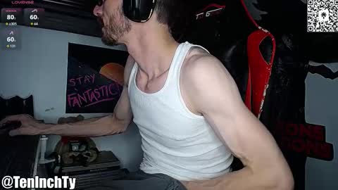 Snapshot of teninchty chatting on 11-04-25, 05:06 Ty online show from 11-04-25, 05:06