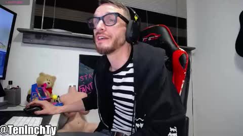 Snapshot of teninchty chatting on 02-04-26, 03:34 Ty online show from 02-04-26, 03:34