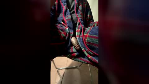 Snapshot of tenninchdick chatting on 05-20-26, 03:02 TENNinchDick online show from 05-20-26, 03:02
