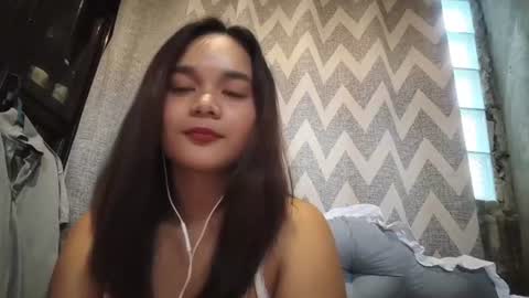 Snapshot of teofilaconant chatting on 07-03-26, 07:15 Sylvie online show from 07-03-26, 07:15