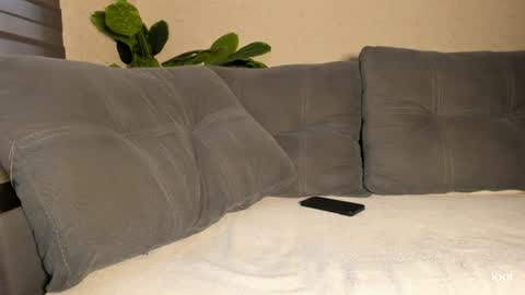 Snapshot of teonatorru chatting on 06-20-26, 12:14 Teona online show from 06-20-26, 12:14