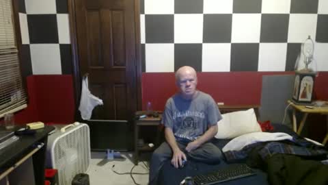 terdy2366 online show from 12-18-24, 06:21