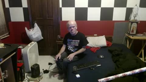 terdy2366 online show from 12-25-24, 02:14