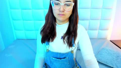 Teresa online show from 05-29-26, 02:04
