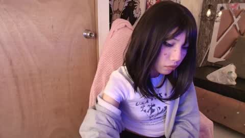 Snapshot of terraelowen chatting on 03-06-26, 11:17 Terra Elowen online show from 03-06-26, 11:17