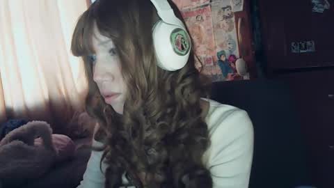 Snapshot of terraelowen chatting on 03-19-26, 01:59 Terra Elowen online show from 03-19-26, 01:59