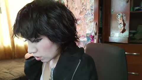 Snapshot of terraelowen chatting on 04-12-26, 06:24 Terra Elowen online show from 04-12-26, 06:24