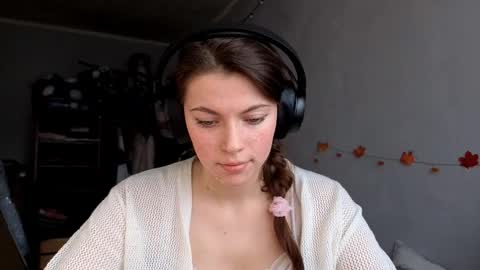 Anny Simpson online show from 10-30-25, 05:53