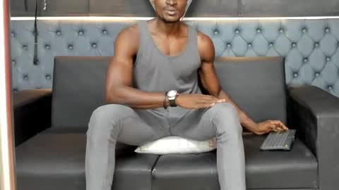 terranze_z online show from 09-12-25, 07:36