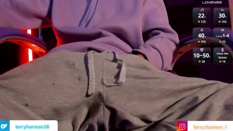 Snapshot of terry_pool chatting on 03-08-26, 05:28 Terry online show from 03-08-26, 05:28