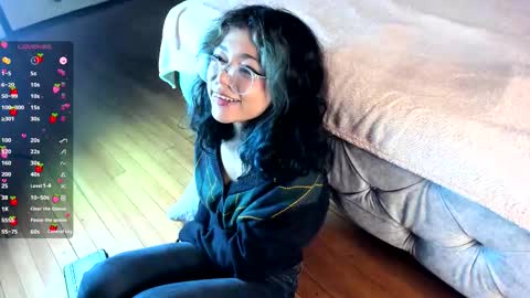 terumikitty online show from 10-15-25, 08:09