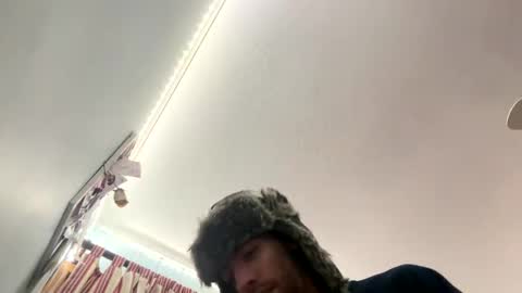 Snapshot of tesla454 chatting on 02-19-25, 06:55 Danny Boy online show from 02-19-25, 06:55