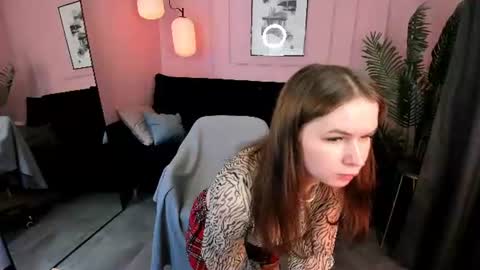 Snapshot of tessa__cute chatting on 07-11-26, 06:05 Tessa online show from 07-11-26, 06:05