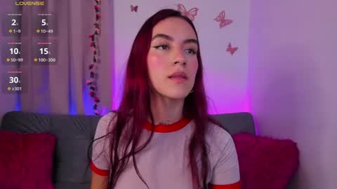 Snapshot of tessafoxie chatting on 07-06-26, 03:03 Tessa foxie online show from 07-06-26, 03:03