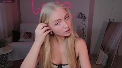 TessaHamilton online show from 03-07-26, 09:50