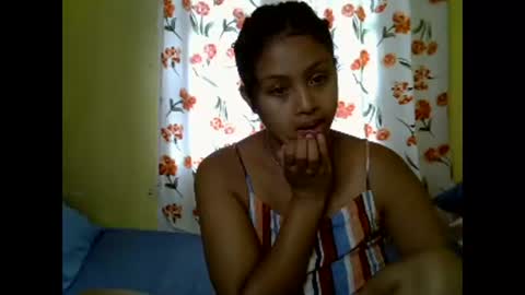 Snapshot of tessmia chatting on 04-13-26, 07:25 tessmia online show from 04-13-26, 07:25