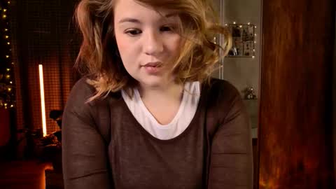 TESSA online show from 11-28-25, 11:13