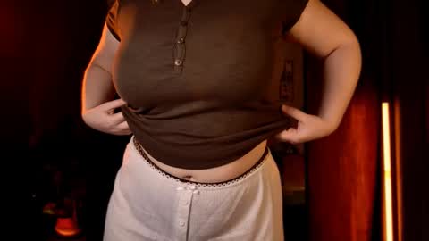 tesspleasuree online show from 02-18-26, 01:07