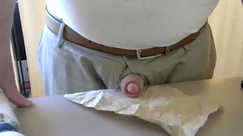 Snapshot of testechat chatting on 02-11-26, 10:26 Test the Chat online show from 02-11-26, 10:26