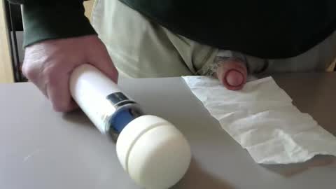 Test the Chat online show from 04-11-26, 06:01