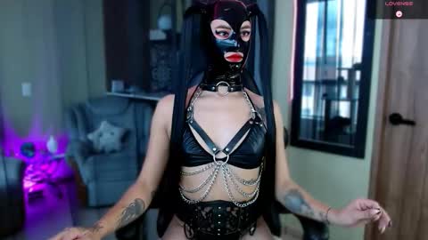 Snapshot of tevenwhiite chatting on 01-16-26, 03:27 teven online show from 01-16-26, 03:27