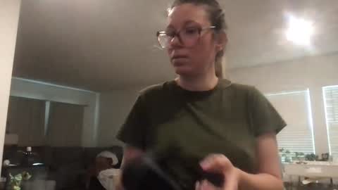 Daphne Summers online show from 04-15-26, 06:15